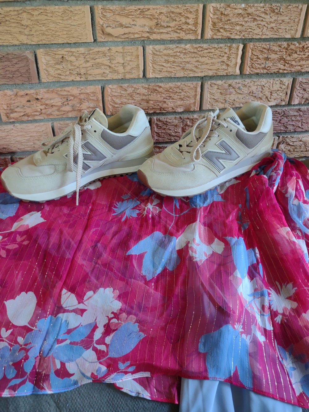 New Balance Women's Beige and Light Gray Lace-Up Sneakers